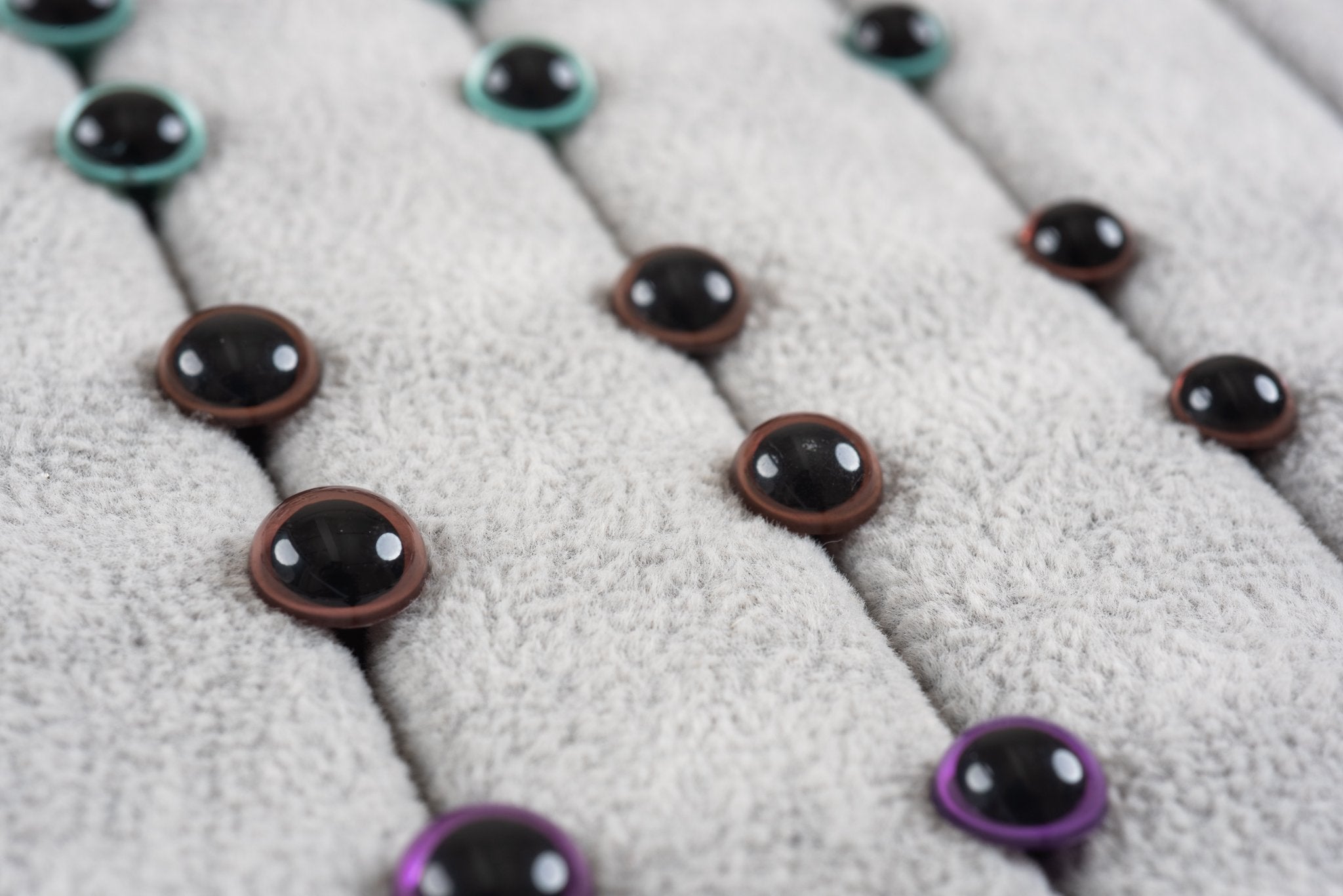 Tiny Rabbit Hole Brown Safety Eyes with Round Pupil